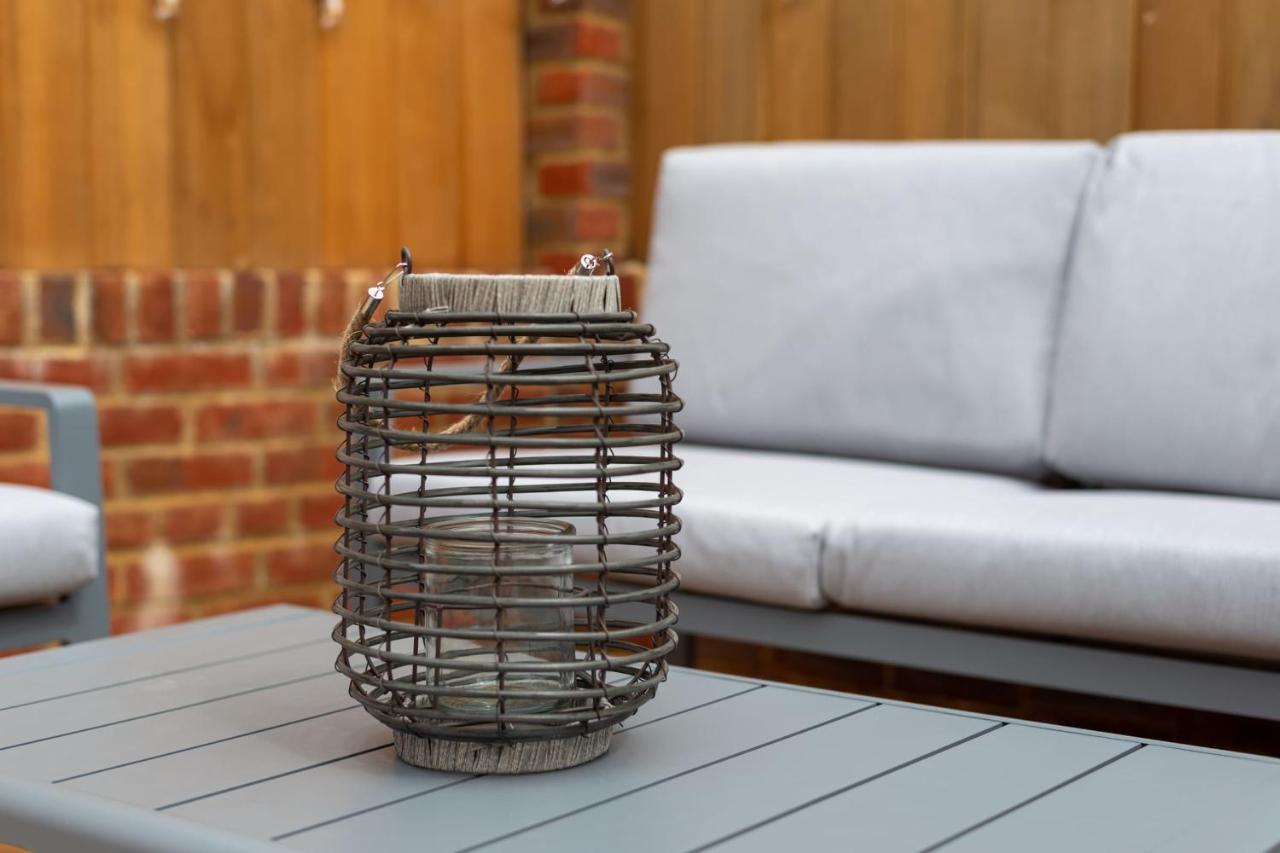 Guestready - Unique Home Near Wimbledon With Gorgeous Deck And Parking Londres Exterior foto